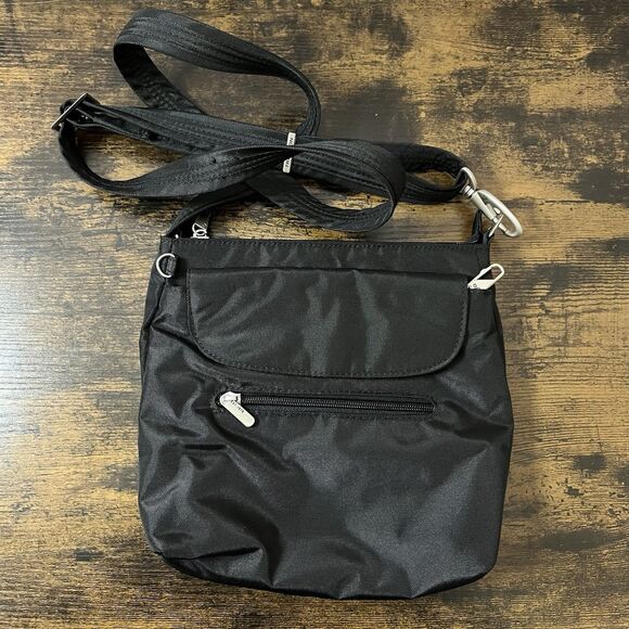 TRAVELON Anti-Theft Classic Small Black Shoulder Crossbody Travel Bag NWOT - Picture 11 of 11